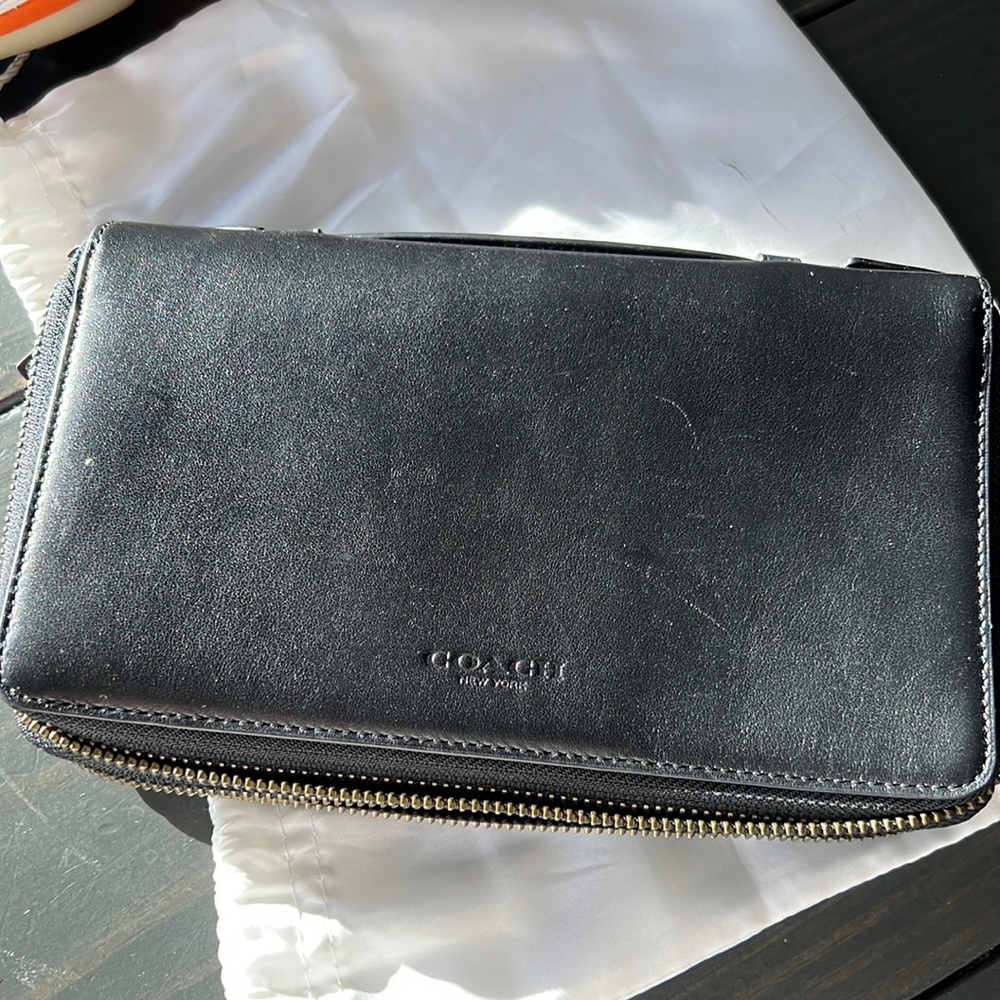 COACH accordion travel wallet